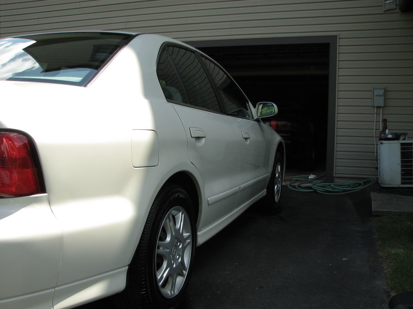 6-01-08DetailMitsubishigalant006.jpg