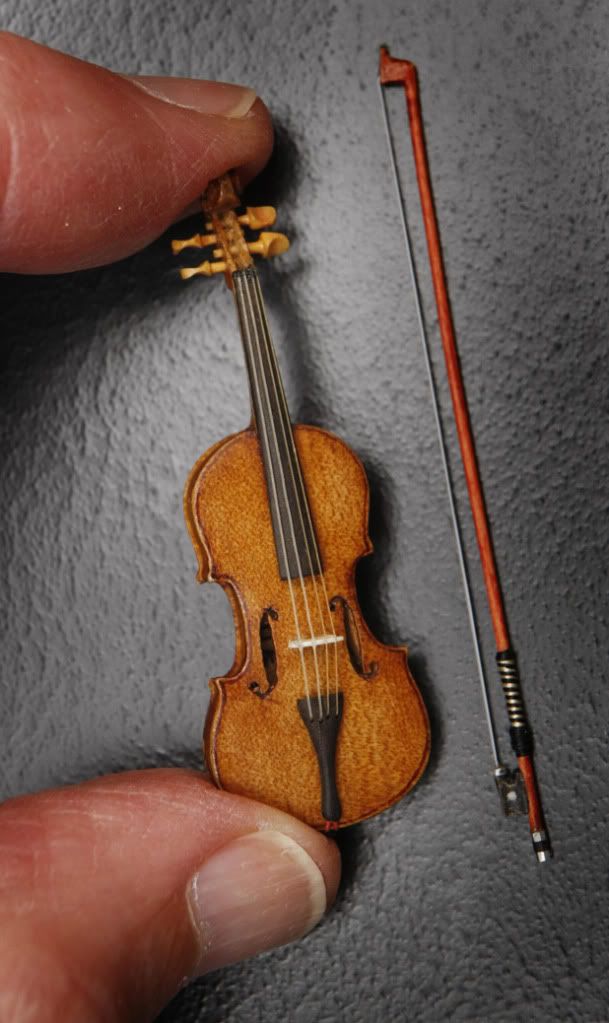 618_odd_tiny_violin.jpg