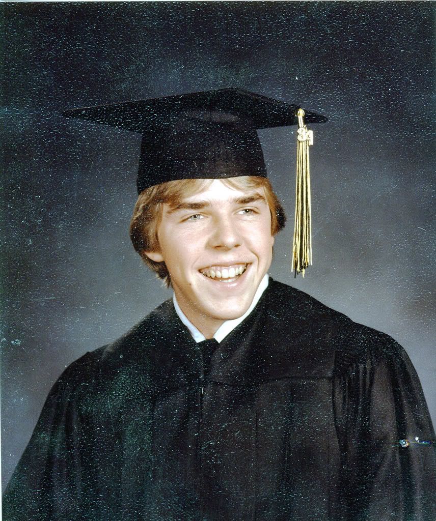 IMAGE: http://i90.photobucket.com/albums/k249/Martial76/JeffGradbefore.jpg