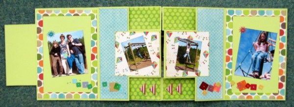 Jimjams - tri-fold mini-book - Conkers just opened