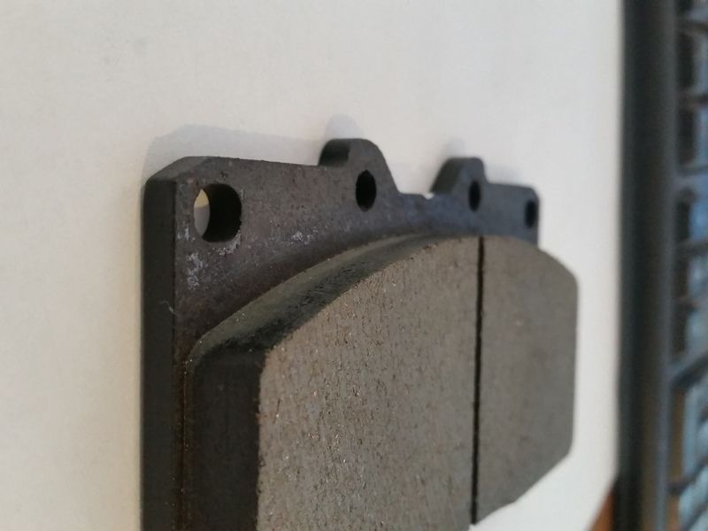 Brake Pad not Flush With Rotor Help!!! Mitsubishi 3000GT & Dodge