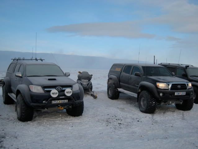 Hilux Vs Tacoma Trd