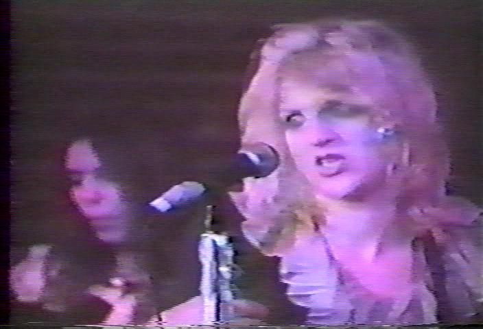 Hole - 1990-10-10, Club Lingerie, Hollywood, CA - PRO DVD preview 39