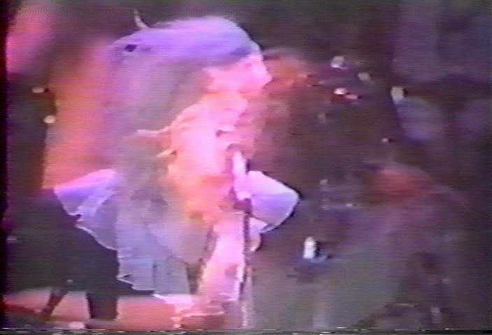 Hole - 1990-10-10, Club Lingerie, Hollywood, CA - PRO DVD preview 25