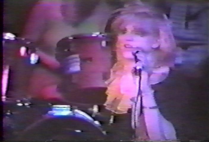 Hole - 1990-10-10, Club Lingerie, Hollywood, CA - PRO DVD preview 28