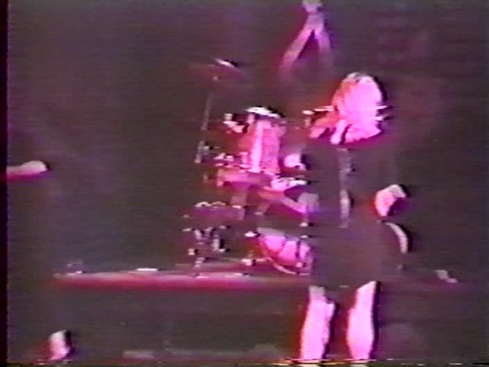Hole - 1990-10-10, Club Lingerie, Hollywood, CA - PRO DVD preview 21