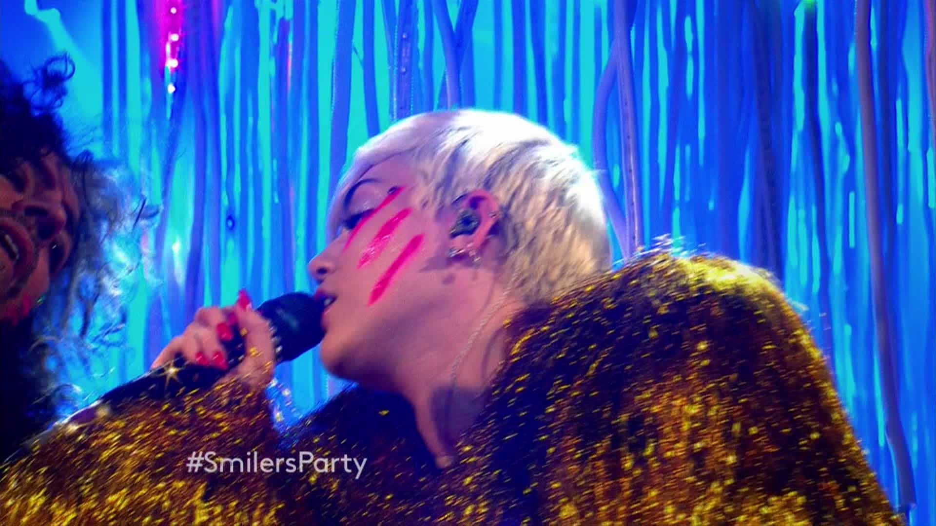 Miley Cyrus [ft The Flaming Lips] - 2014-05-18, Billboard Music Awards - 1080 TS - LSD preview 1
