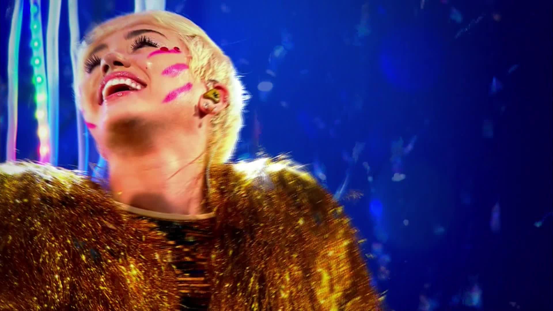 Miley Cyrus [ft The Flaming Lips] - 2014-05-18, Billboard Music Awards - 1080 TS - LSD preview 2