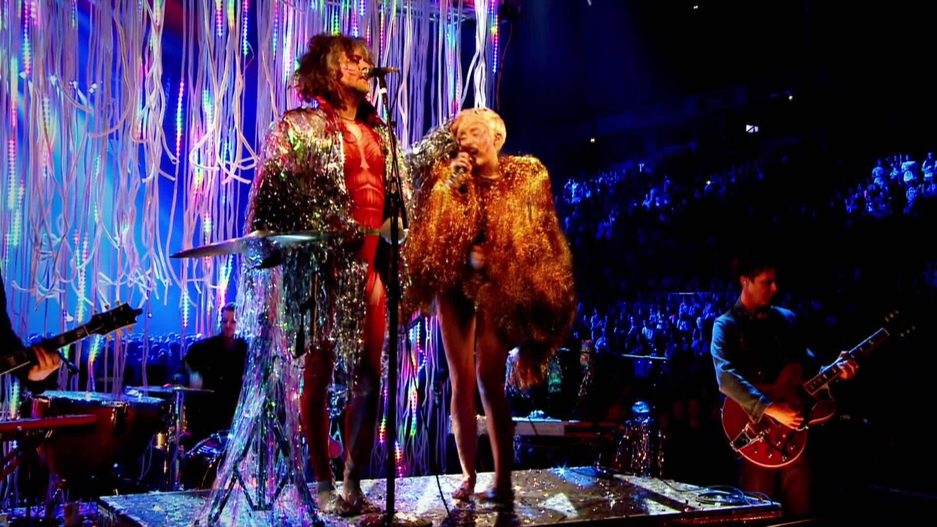 Miley Cyrus [ft The Flaming Lips] - 2014-05-18, Billboard Music Awards - 1080 TS - LSD preview 14