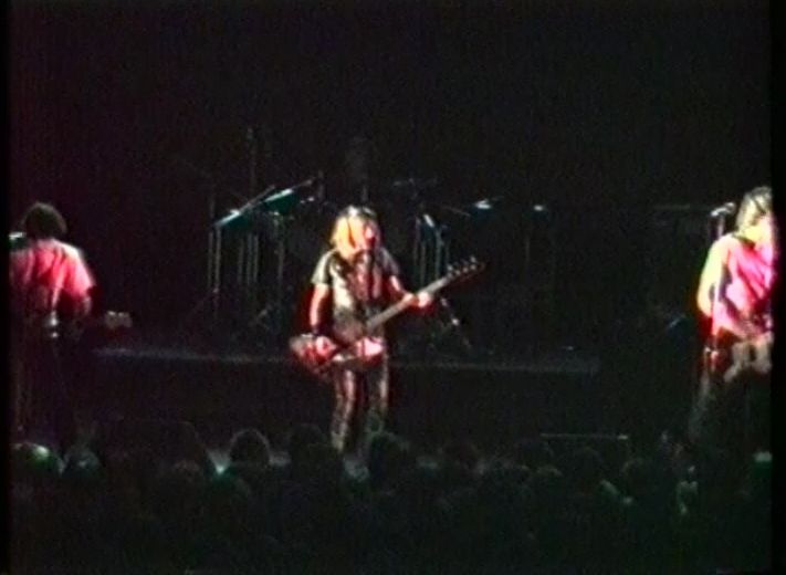 Sonic Youth - 1989-04-05, Vilnius Palace, Vilnius LT (AMT) preview 7