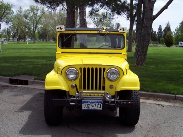 jeepfrontpark_zps95953968.jpg