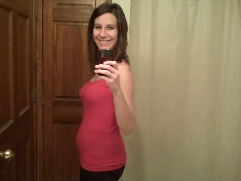 10w2d triplet belly. pregnant belly triplets. 10w2d triplet belly.