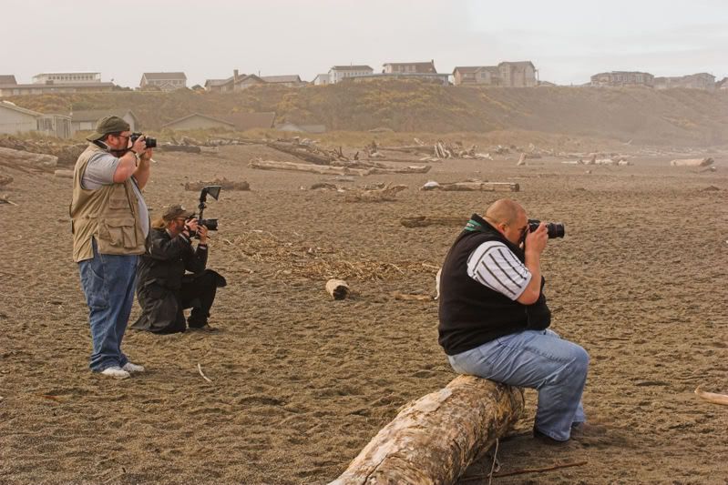 IMAGE: http://i90.photobucket.com/albums/k259/miss-pix/POTN/ThePhotographersThree.jpg