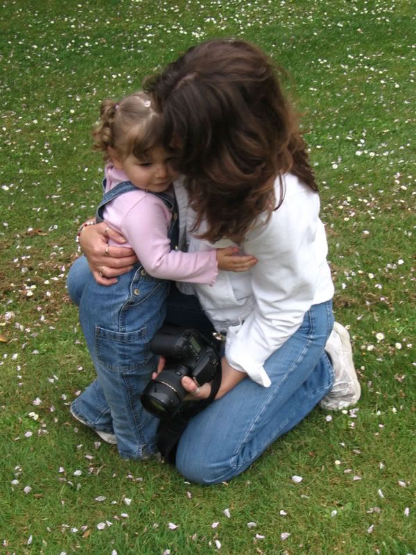 IMAGE: http://i90.photobucket.com/albums/k259/miss-pix/POTN/misc/MothersDay051008-Nikkis010.jpg