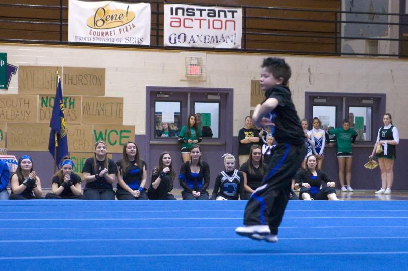 IMAGE: http://i90.photobucket.com/albums/k259/miss-pix/People/Elizabeth/EugeneCompetition-6824.jpg