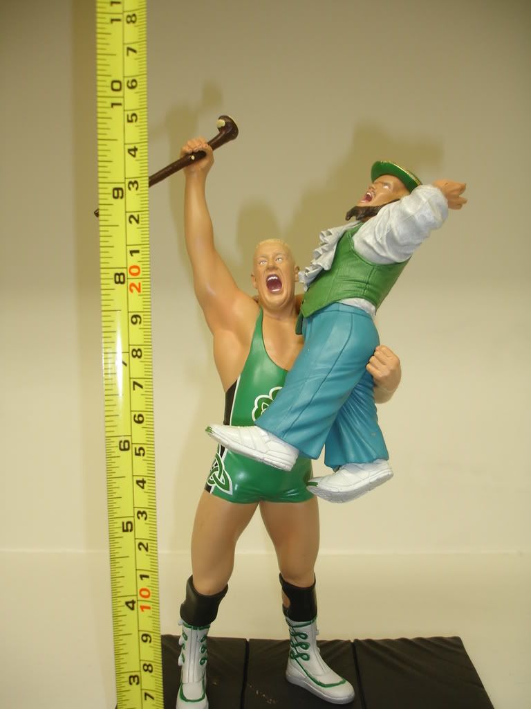 UMF Finlay/RA35 Hornswoggle Shillelagh comparison