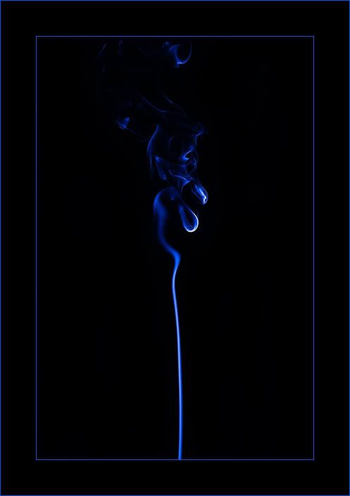 IMAGE: http://i90.photobucket.com/albums/k265/Scarlett_Nic_Photography/sm4.jpg