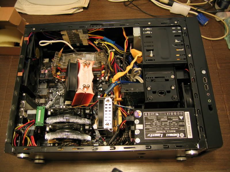 HR-05-SLI_Case_Open.jpg
