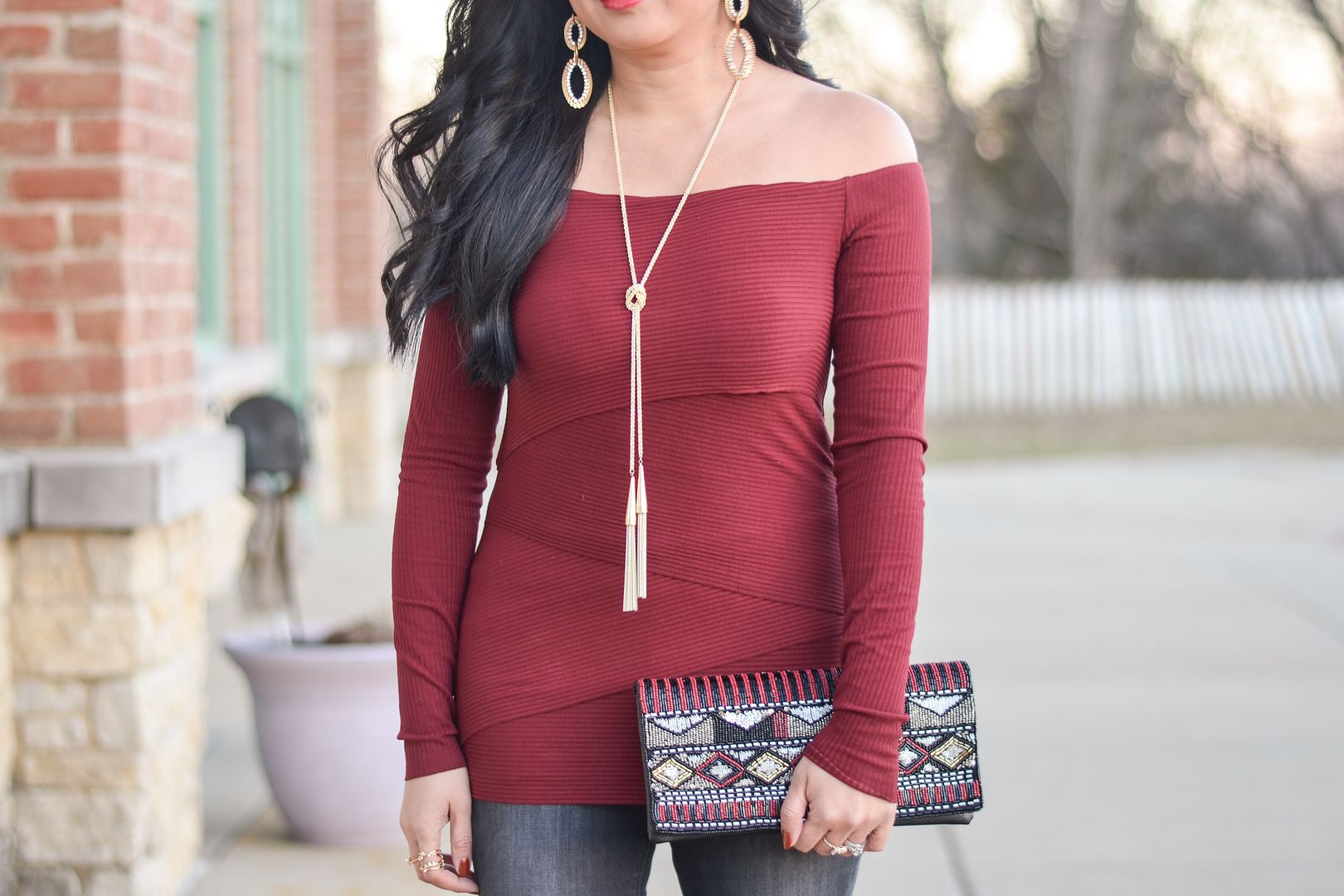 Bailey 44 Love Off the Shoulder top, Kendra Scott Phara necklace