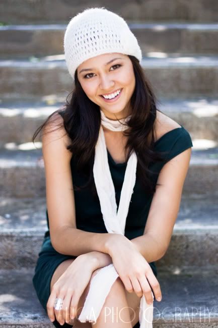 IMAGE: http://i90.photobucket.com/albums/k274/ahigaphoto/models/tommy1web.jpg