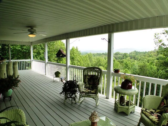 There is OUTSIDE ACCESS to the huge view deck, Franklin NC Homes for Sale, Franklin Free MLS Search