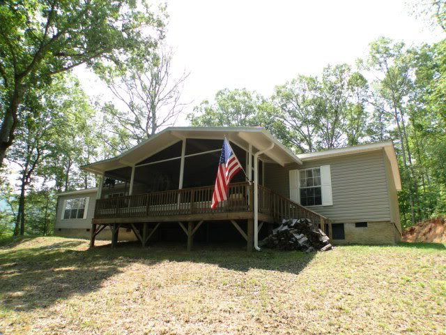  2008 Clayton manufactured home on a permanent foundation, 136 Gibson Ridge Road Franklin NC, Franklin NC Real Estate, Franklin NC Realty