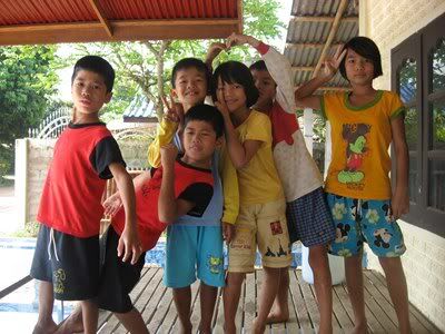 4 พบกันเพื่อจาก