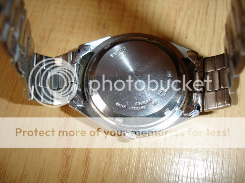 VINTAGE AUTOMATIC SEIKO 5 WRISTWATCH  