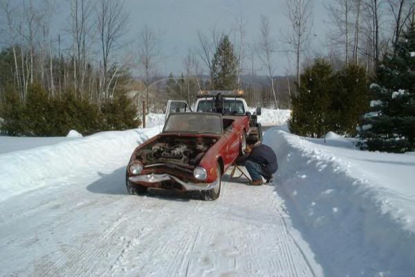 wrecked_tr6-004.jpg